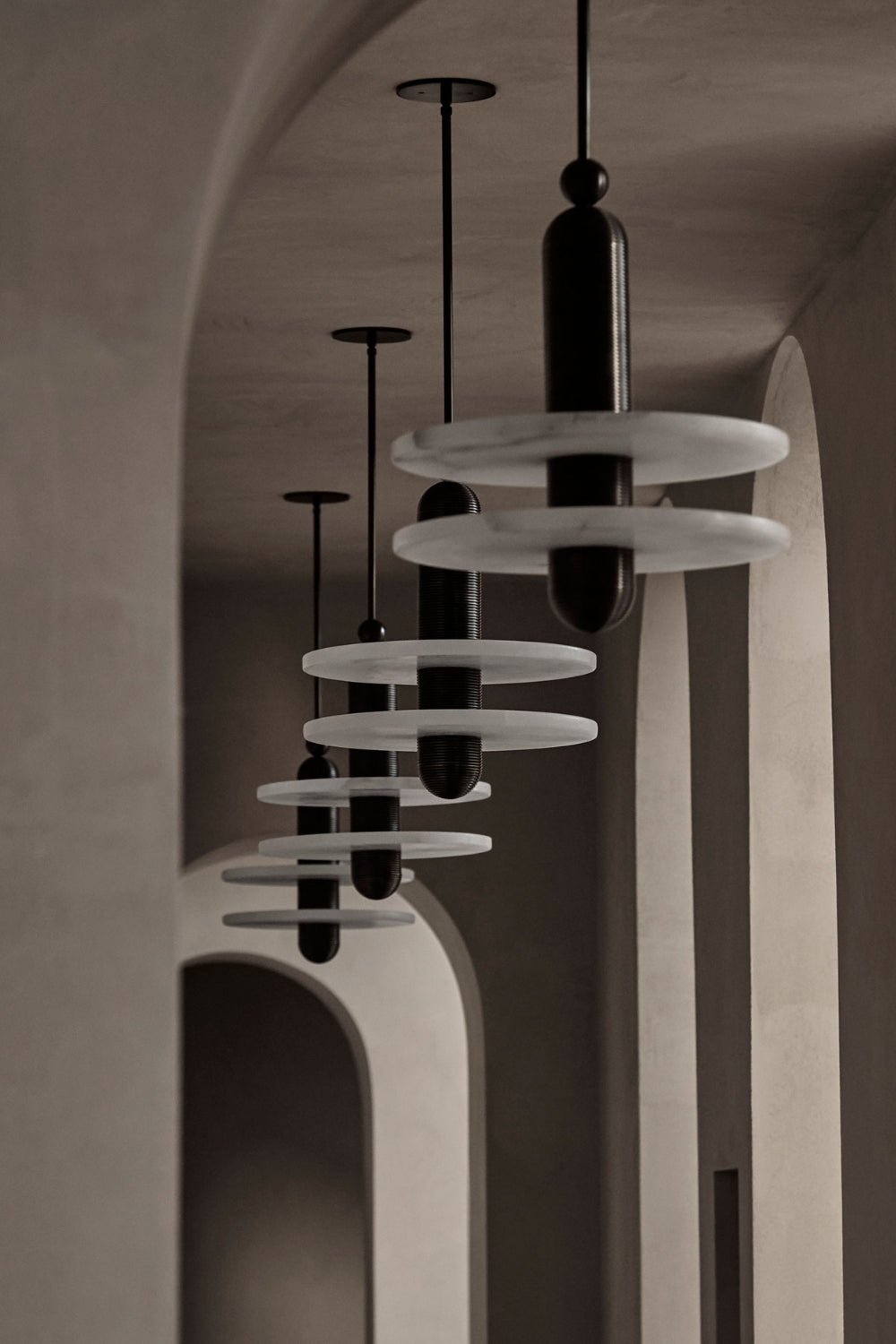 Median Mono Pendant light - SamuLighting