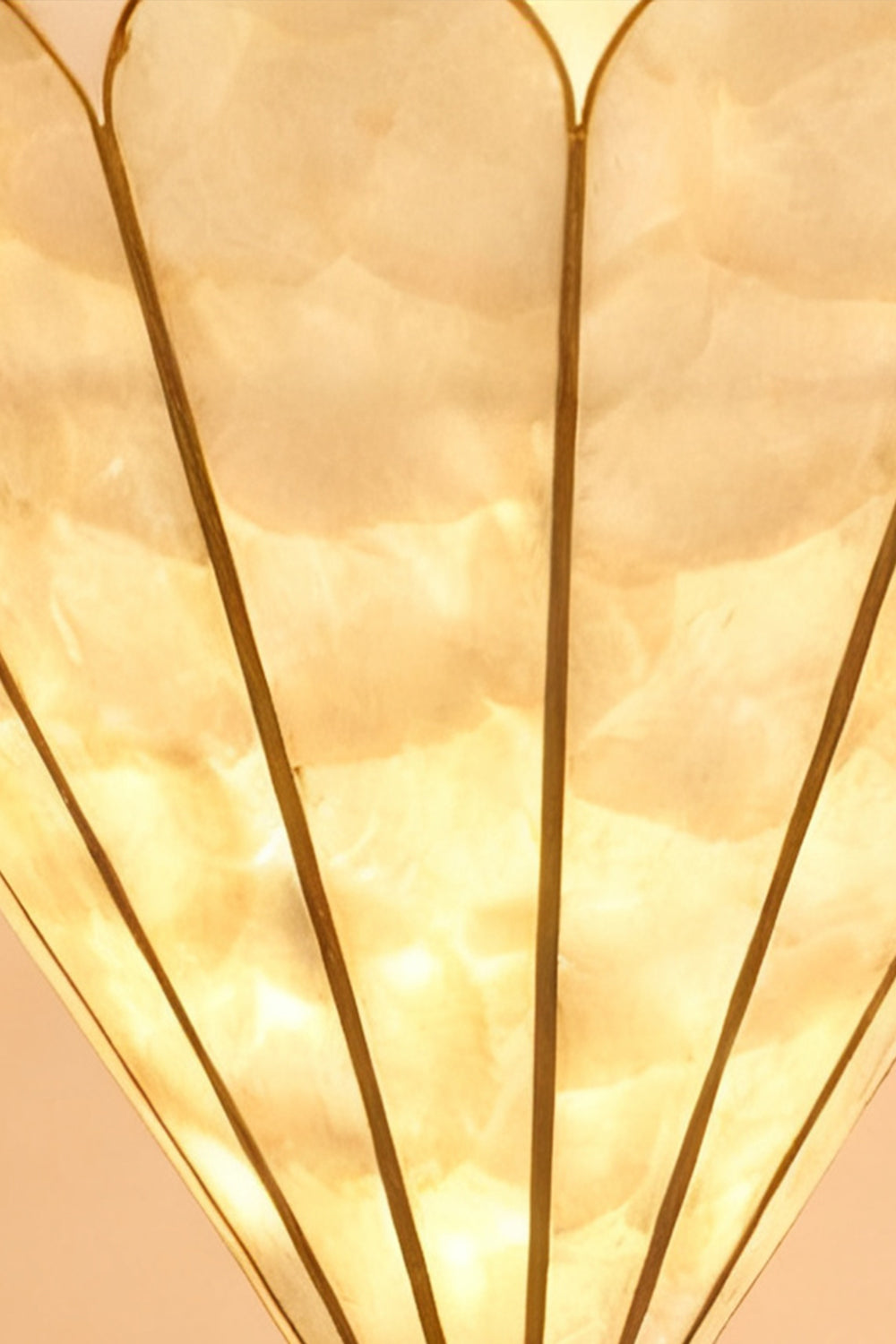 Mica Petal Wall Lamp