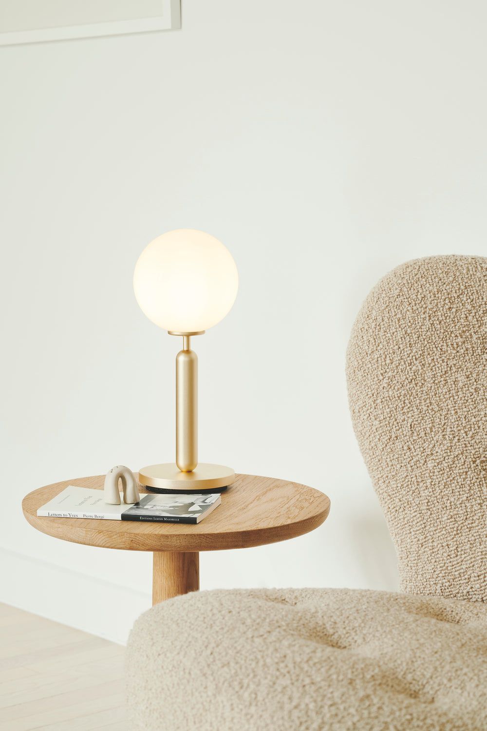 Miira Table Lamp - SamuLighting