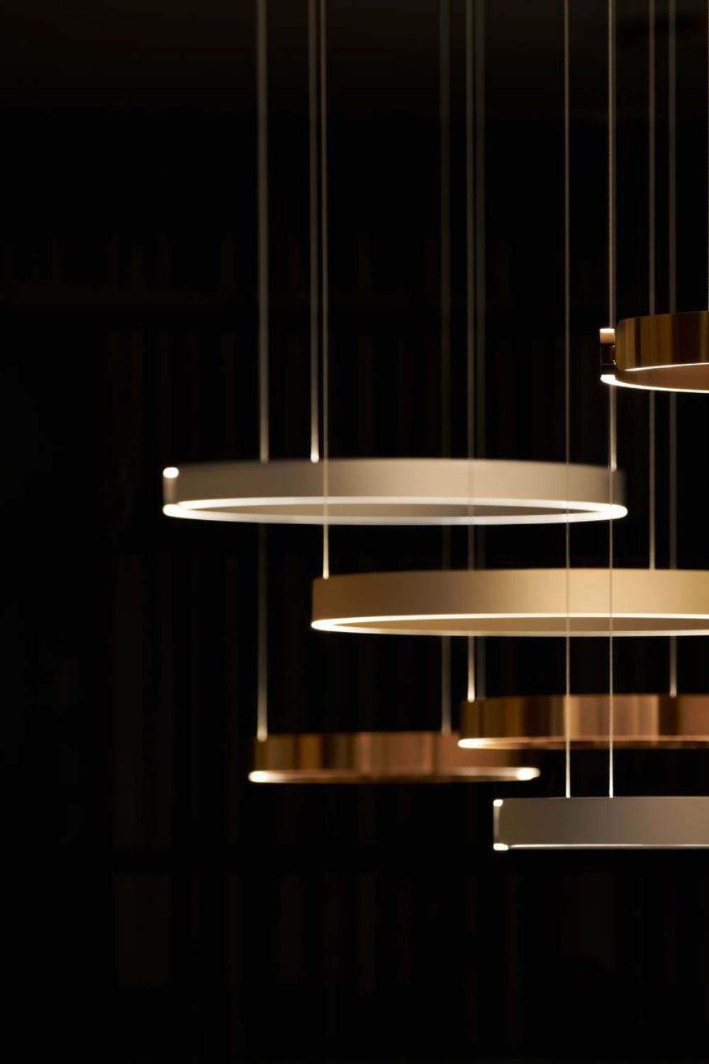 Mito Sospeso Pendant Light - SamuLighting