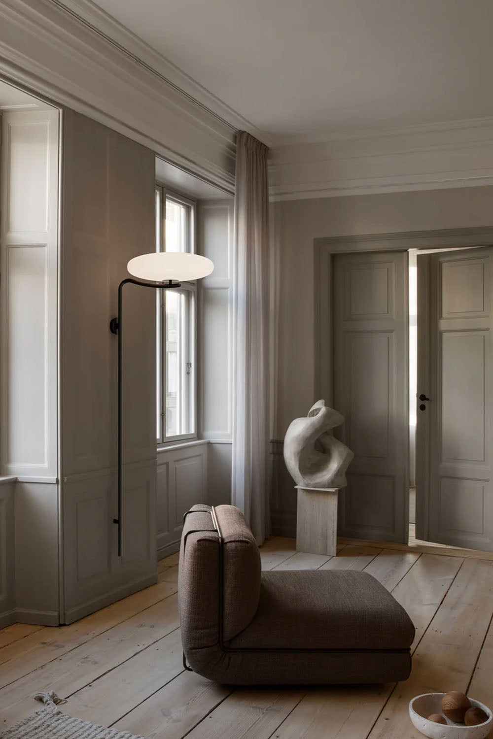 Model 2065 LED Wall Lamp