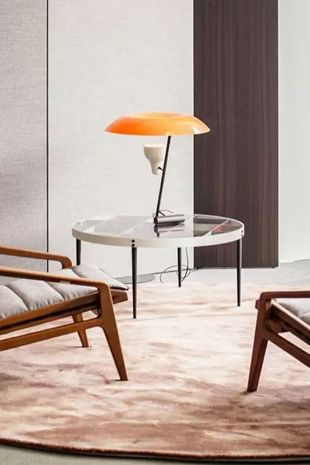 Model 548 Table Lamp