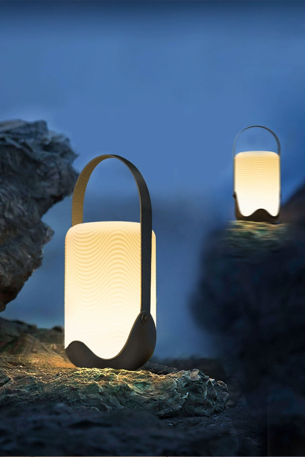 Modern Simple Portable Cylindrical Outdoor Rechargeable Table Lamp