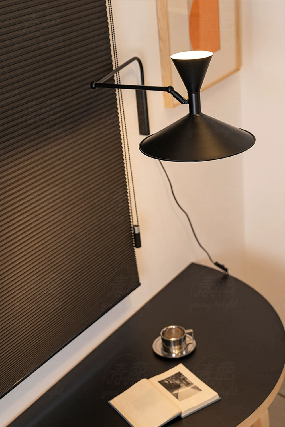 Modern Simple Swing Arm Wall Lamp