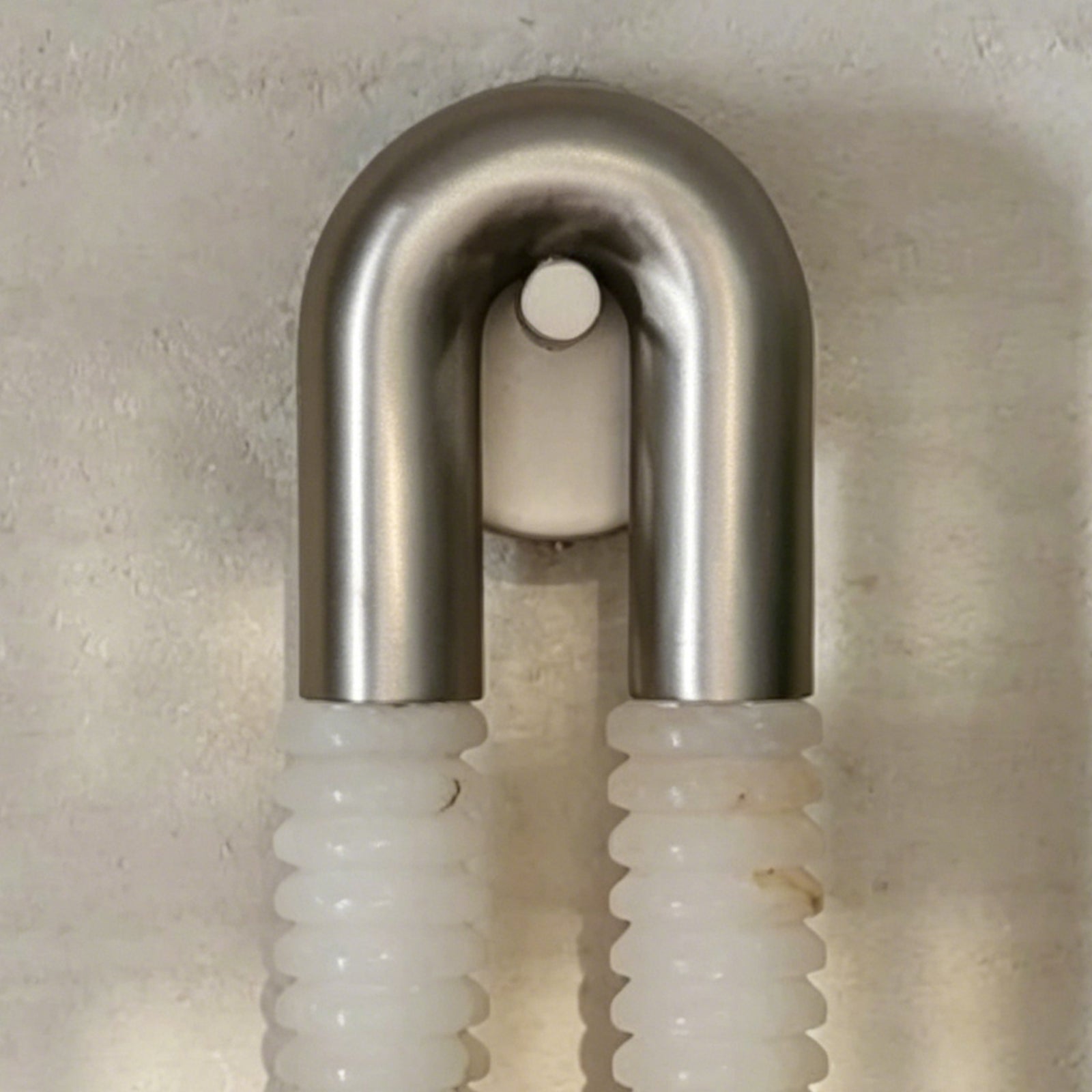Continuous Monolithic Metal Arch