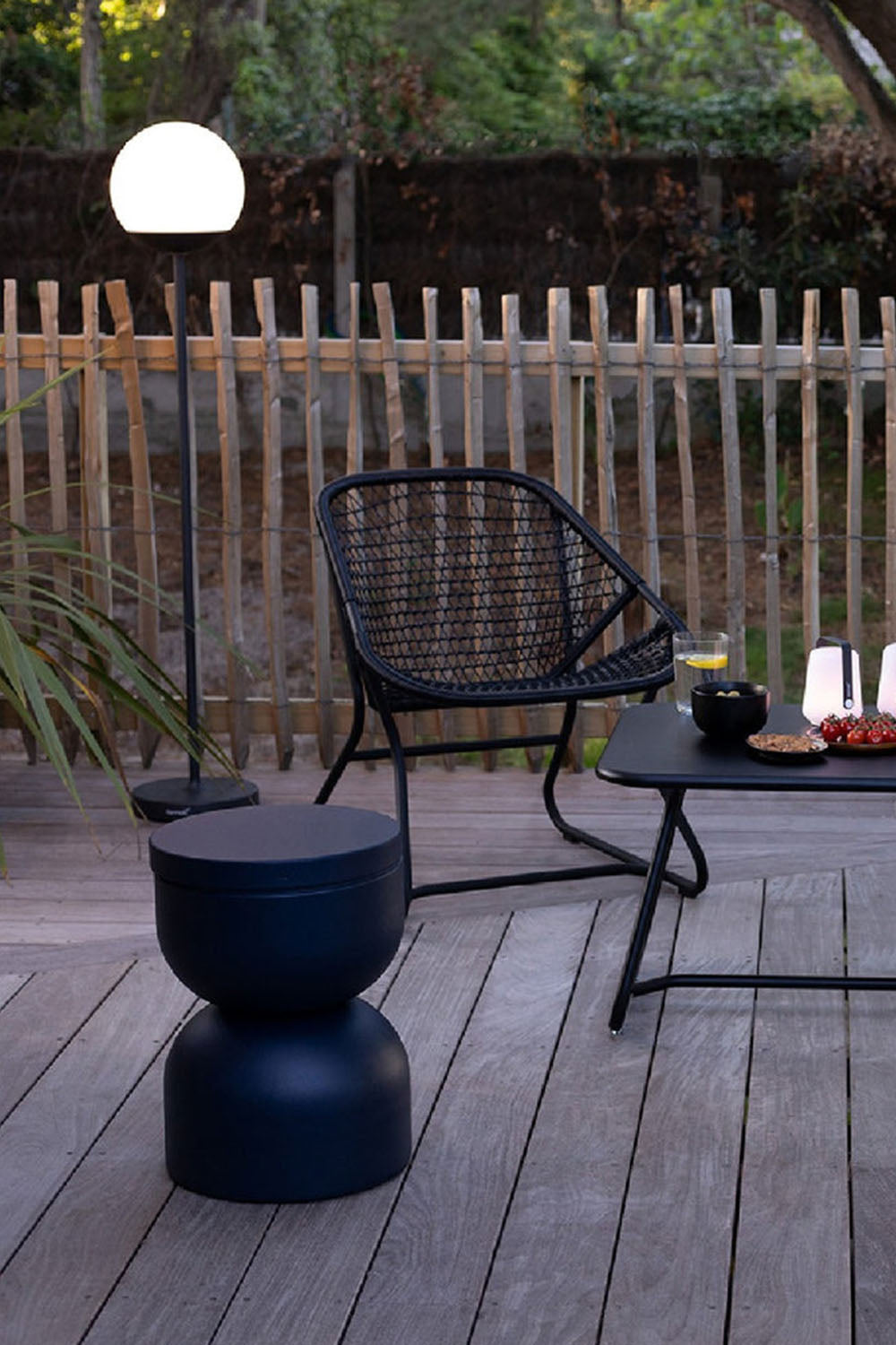 Mooon Outdoor Rechargeable Floor Lamp