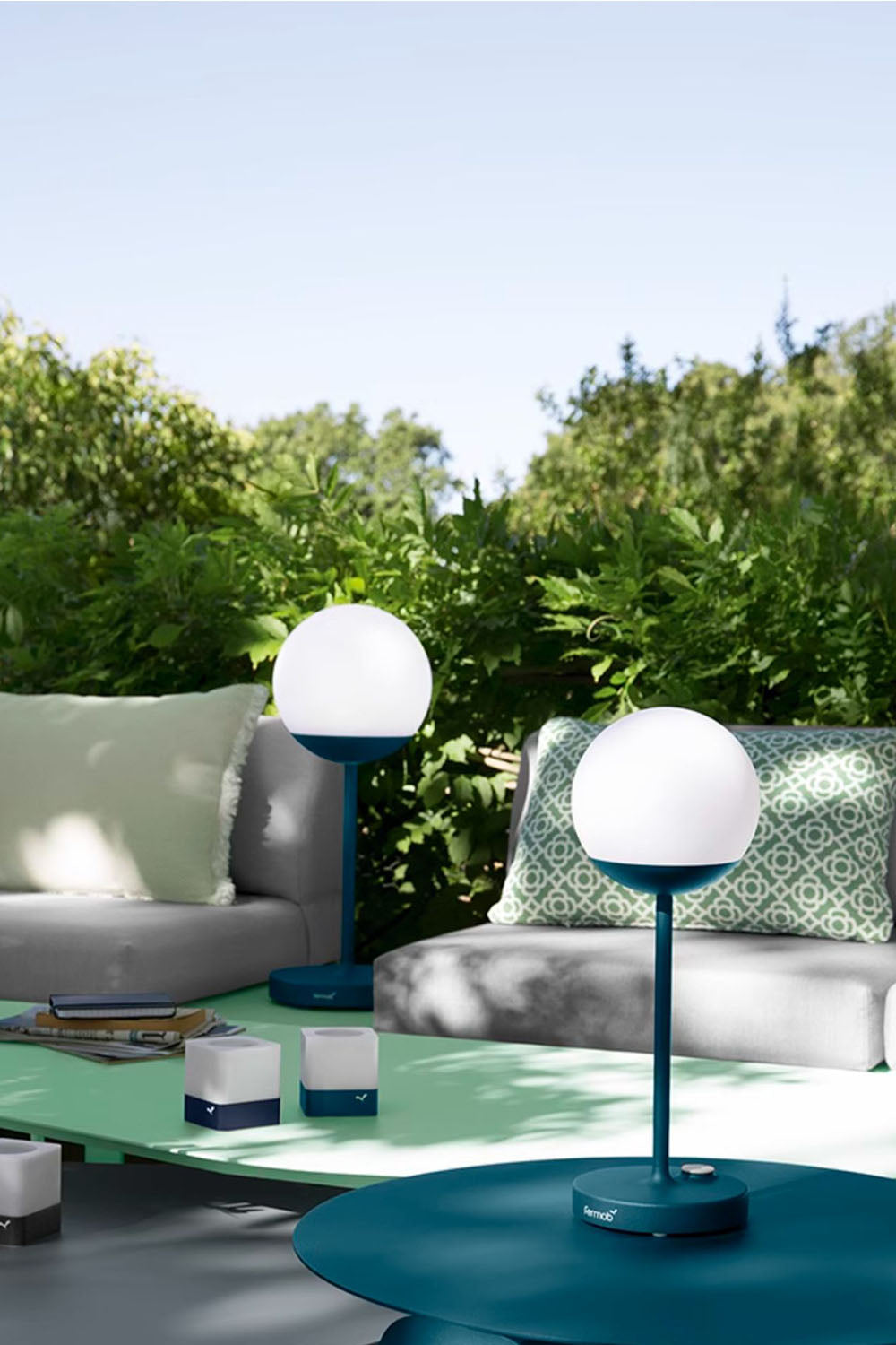Mooon Outdoor Rechargeable Table Lamp