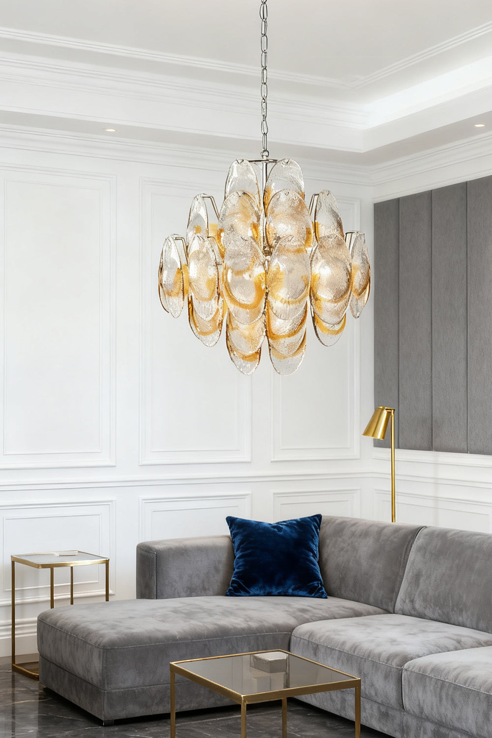 Murano Shell-Shaped Glass Chandelier