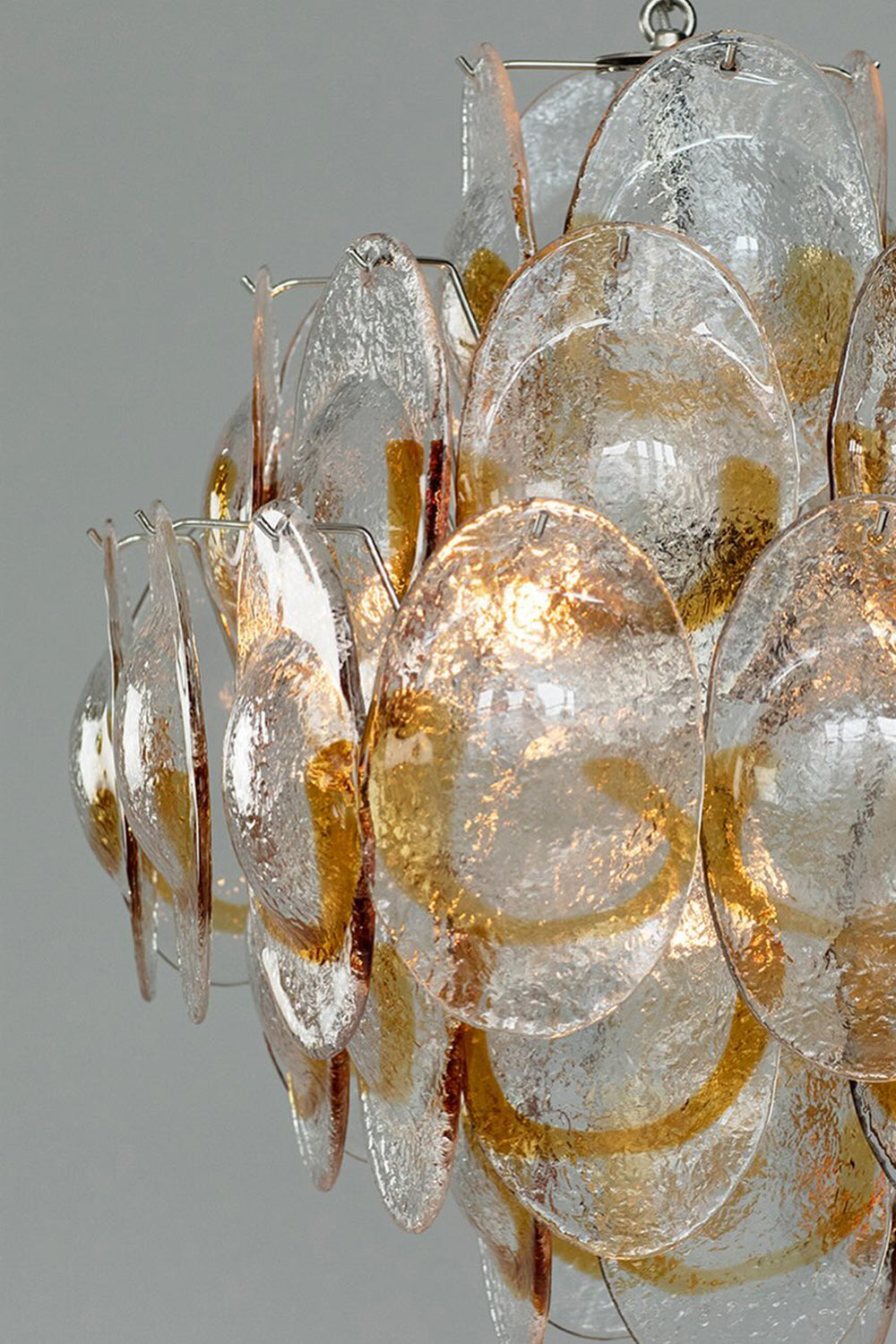 Murano Shell-Shaped Glass Chandelier