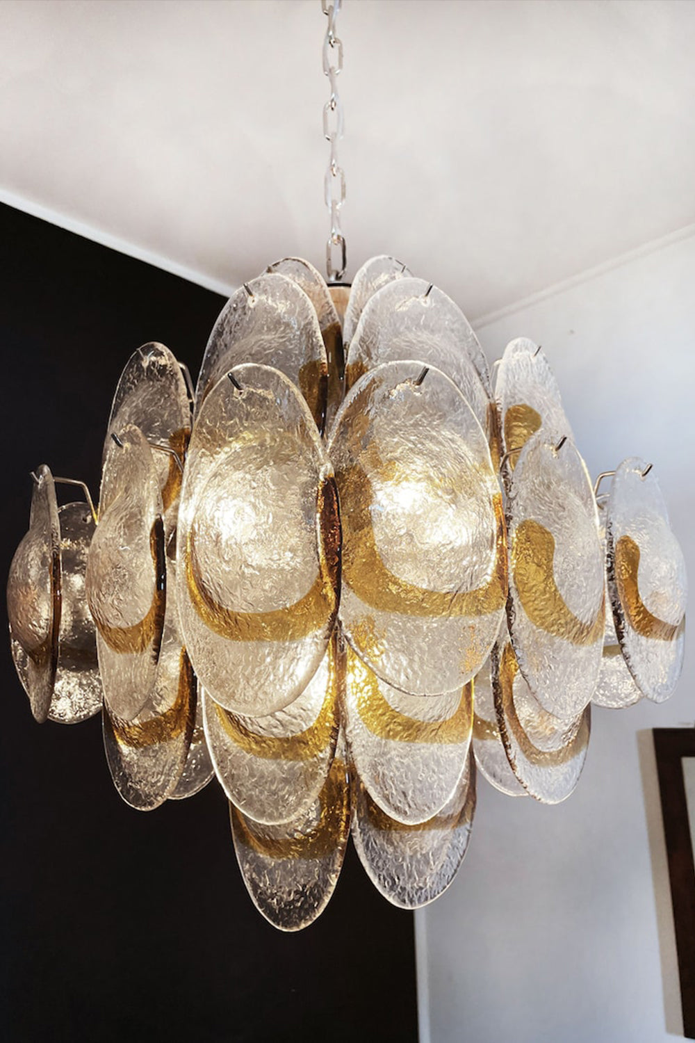 Murano Shell-Shaped Glass Chandelier
