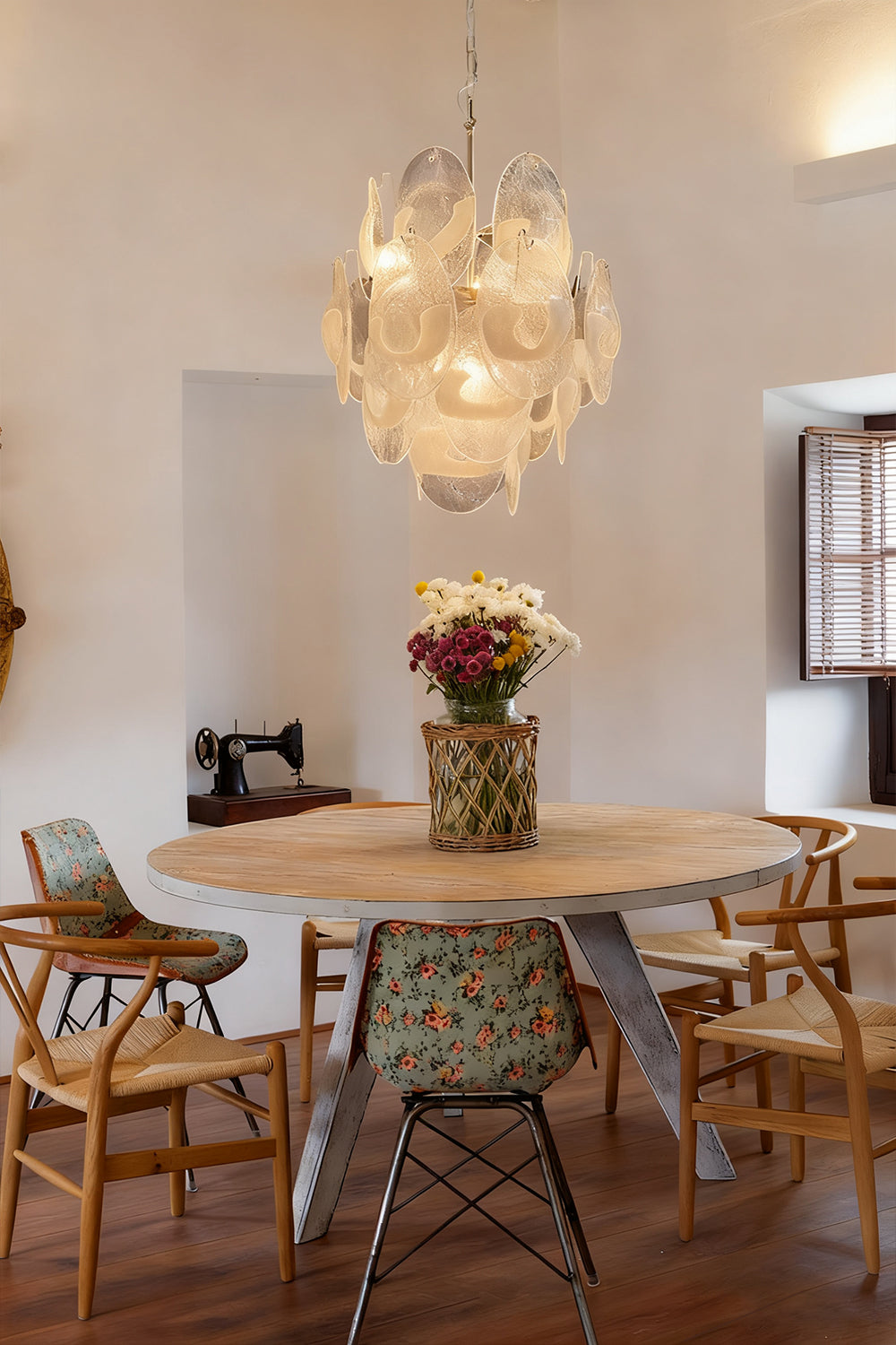 Murano White Shell Glass Chandelier