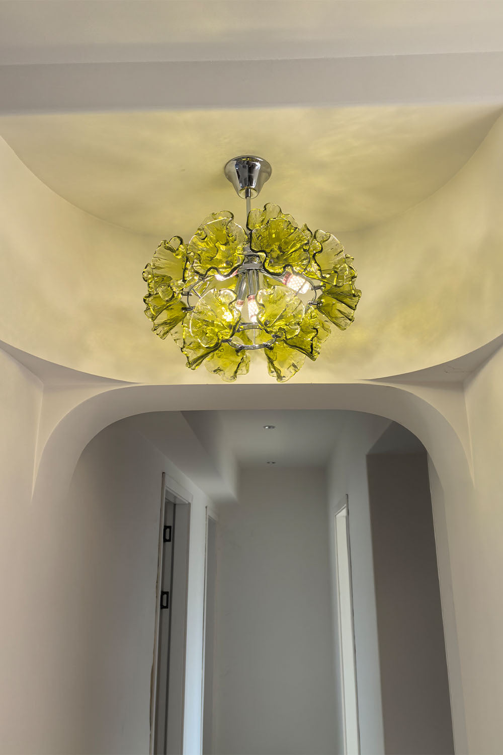 Murano flower-shaped Glass Chandelier