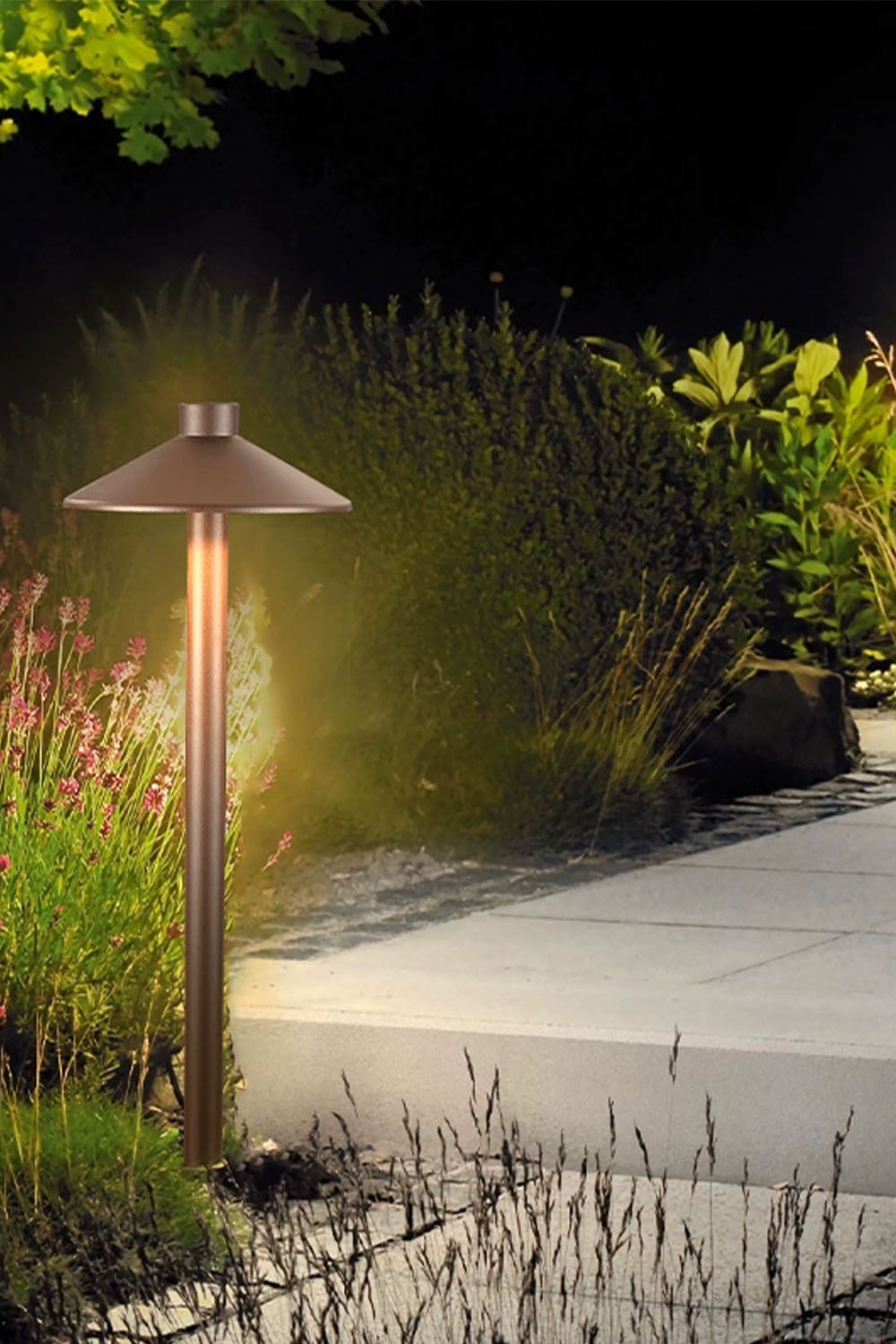 Mushroom Acrylic Outdoor Floor Lamp