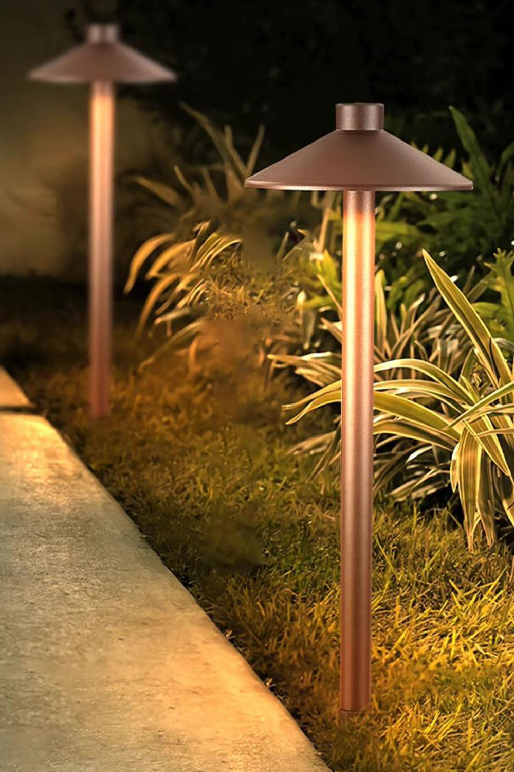 Mushroom Acrylic Outdoor Floor Lamp