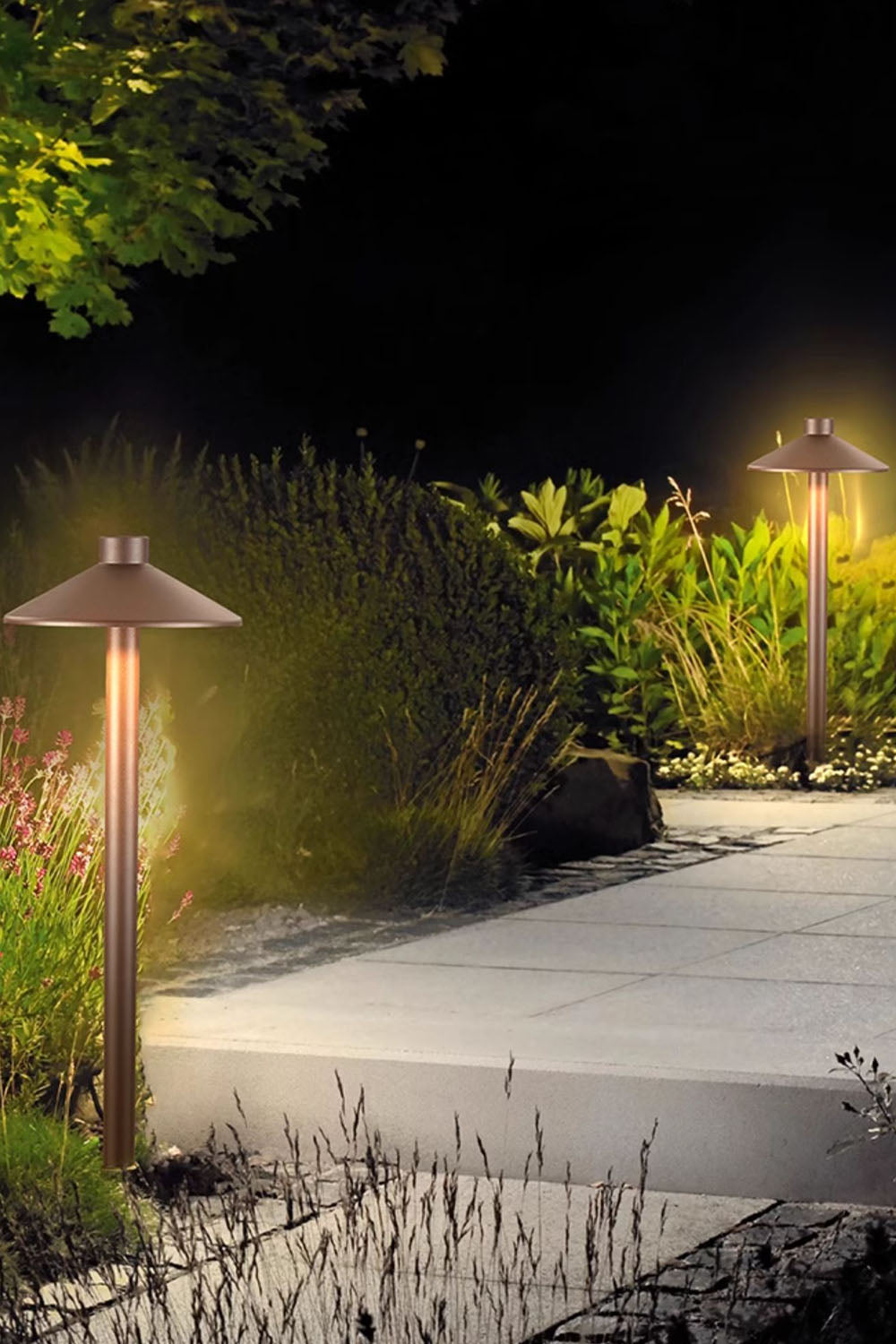 Mushroom Acrylic Outdoor Floor Lamp