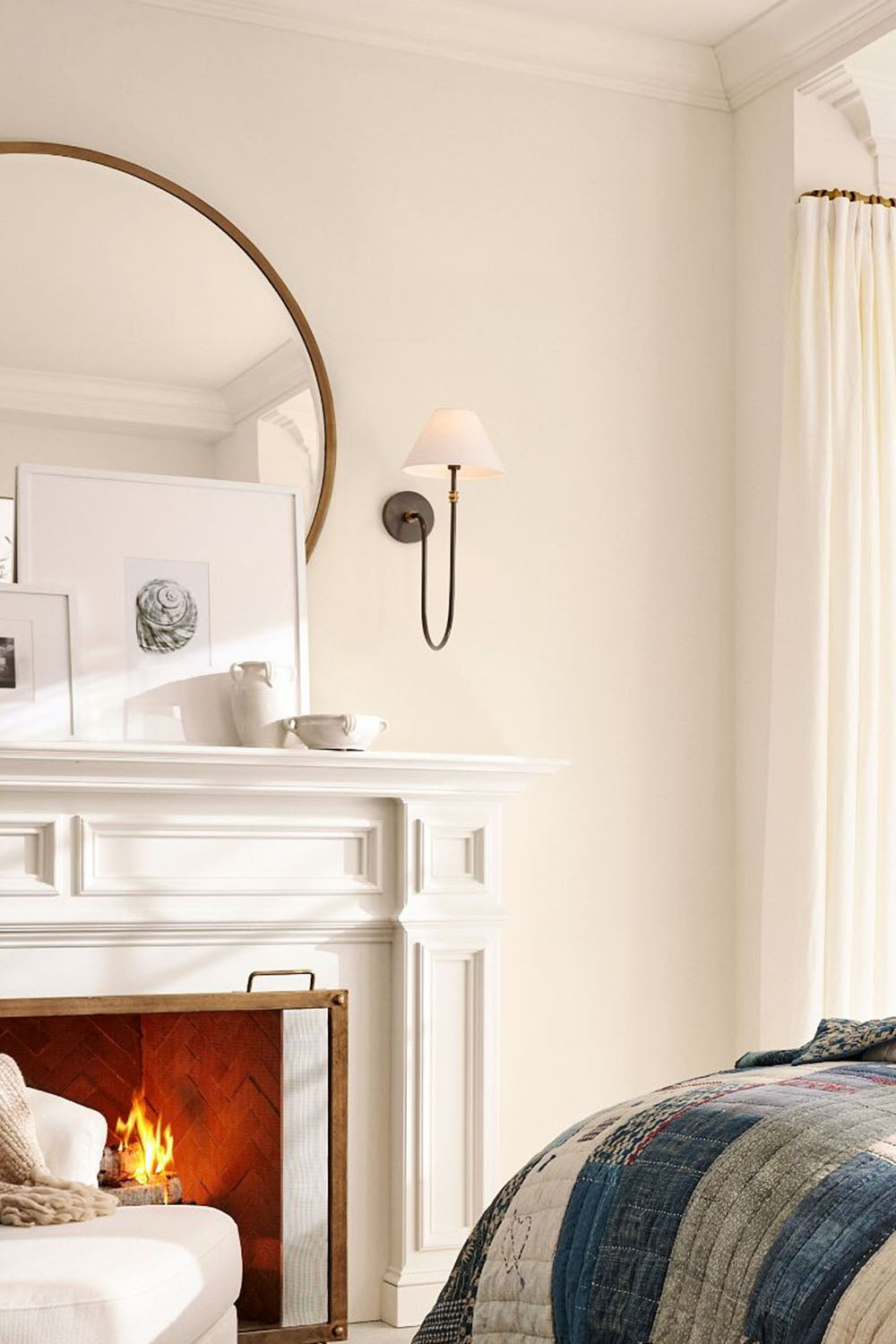 Neoclassical U-shaped Minimalist Wall Lamp