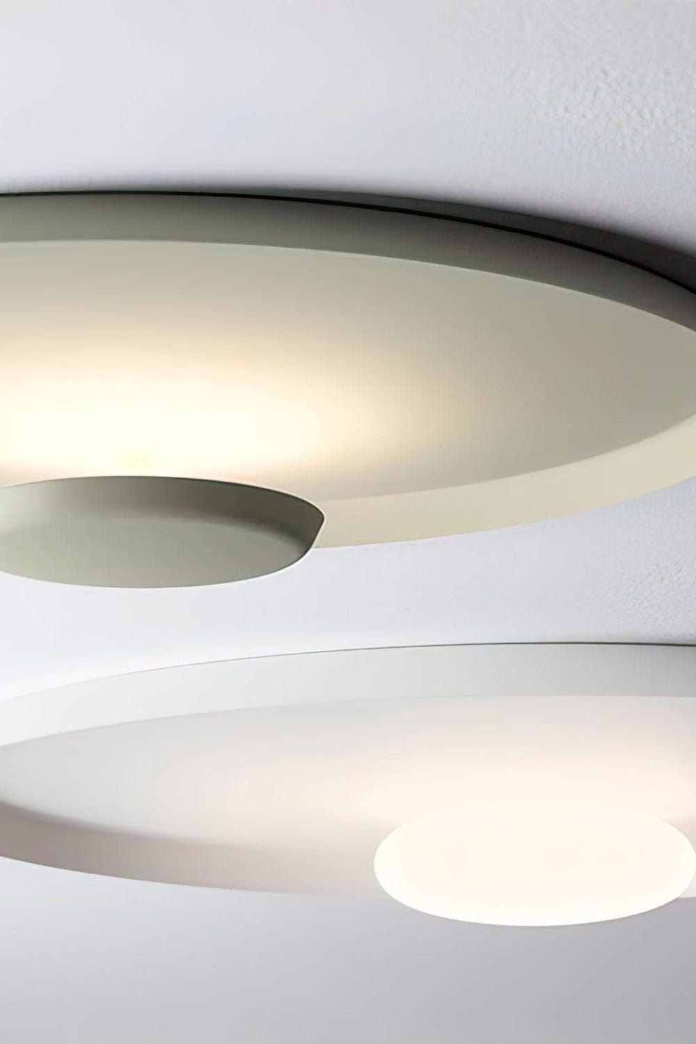 OLEV Overfly Plus Ceiling Light