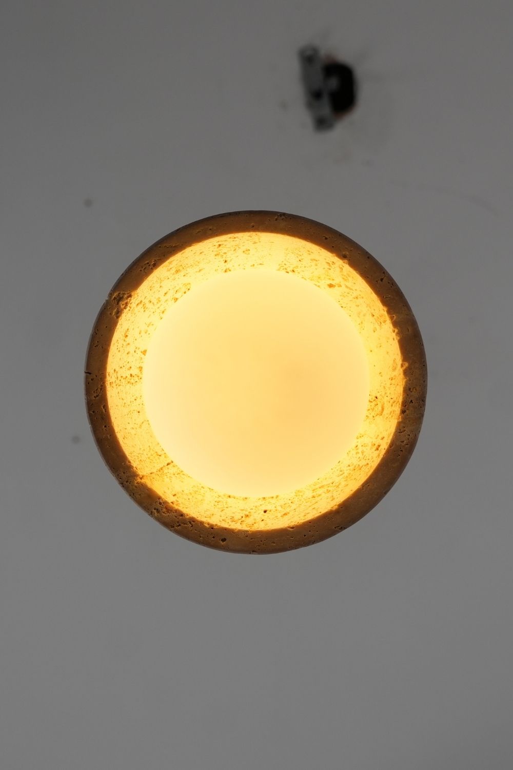 Ora Stone Pendant Lamp
