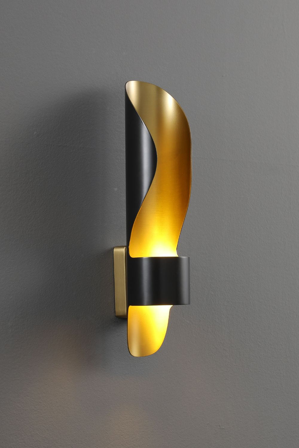 Organ Curved Wall Light - SamuLighting