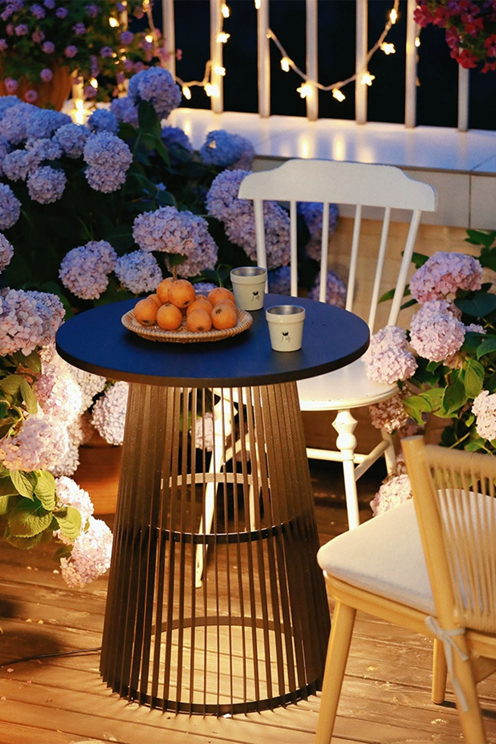 Outdoor Iron Round Table Floor Lamp