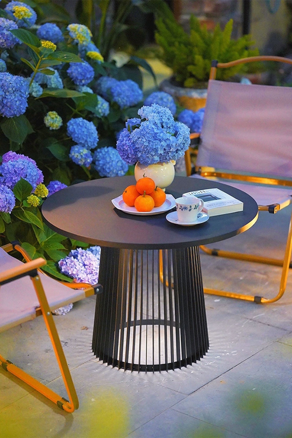 Outdoor Iron Round Table Floor Lamp