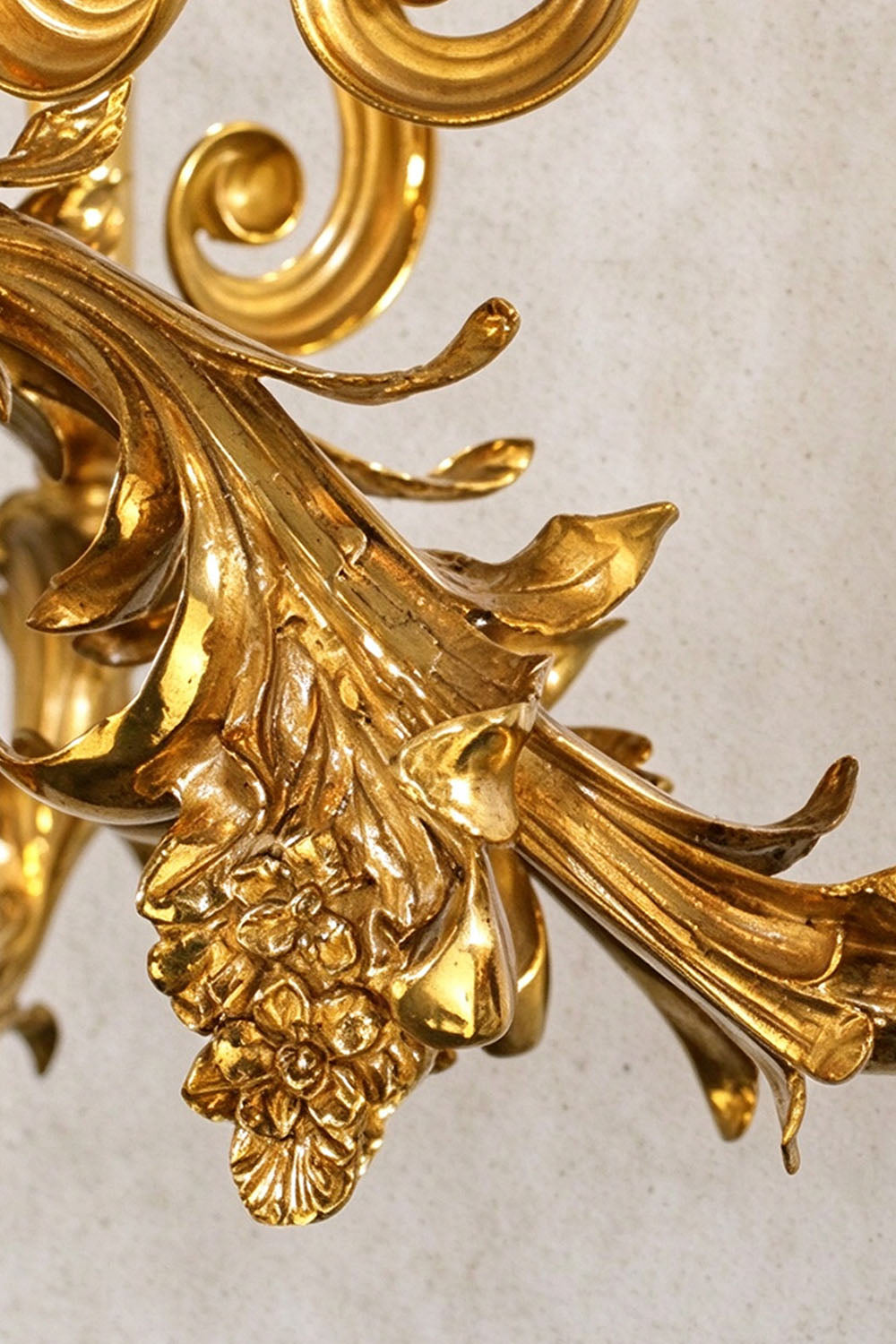 Pamprelle Brass Acanthus Grape Chandelier | Cast Brass | Close-up of brass grape cluster detail | Samu Lamp