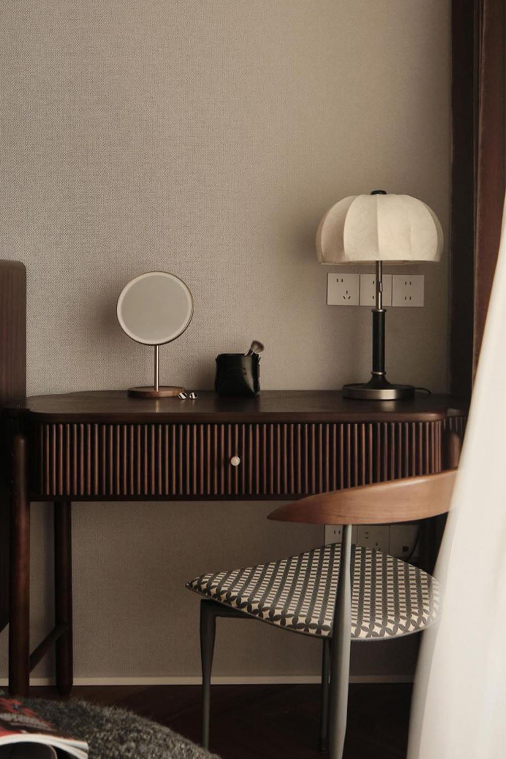 Petal Soft-Shade Pull-Cord Table Lamp