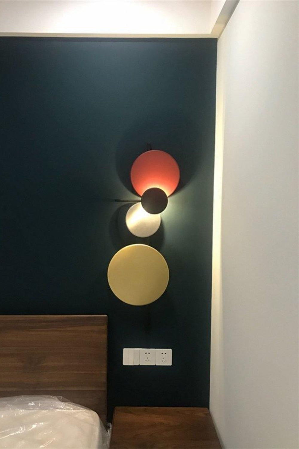 Planet Wall Lamp - SamuLighting