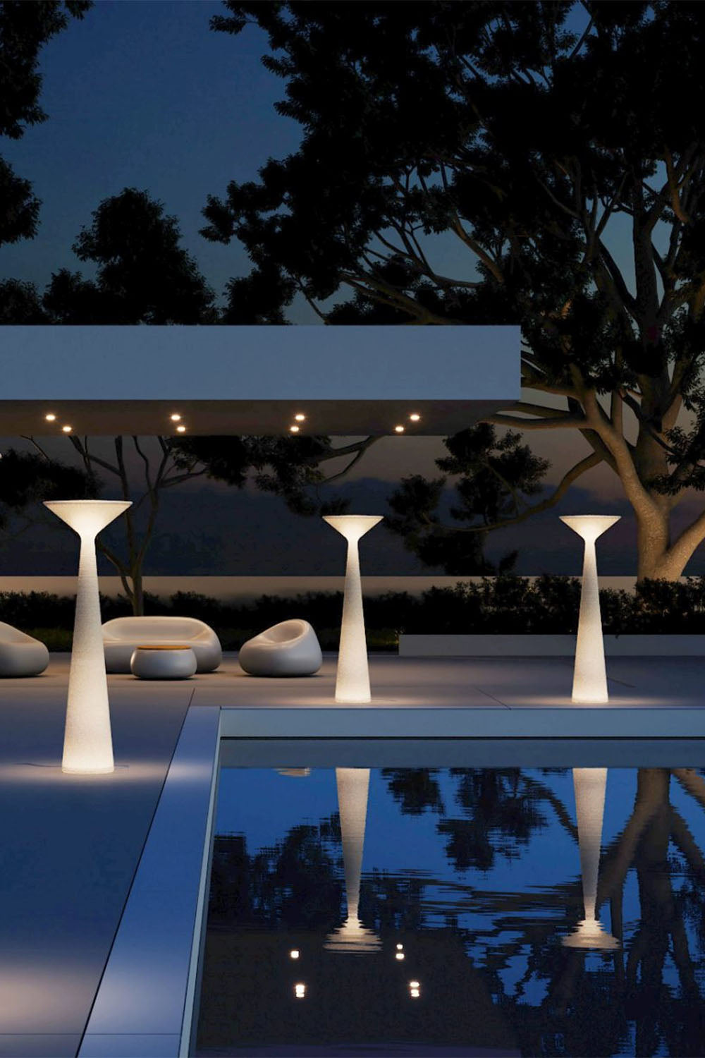 Plust Outdoor Floor Lamp