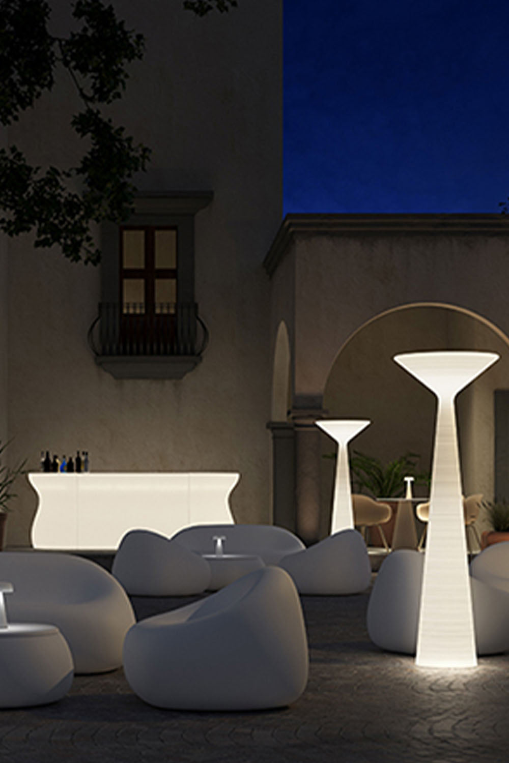 Plust Outdoor Floor Lamp