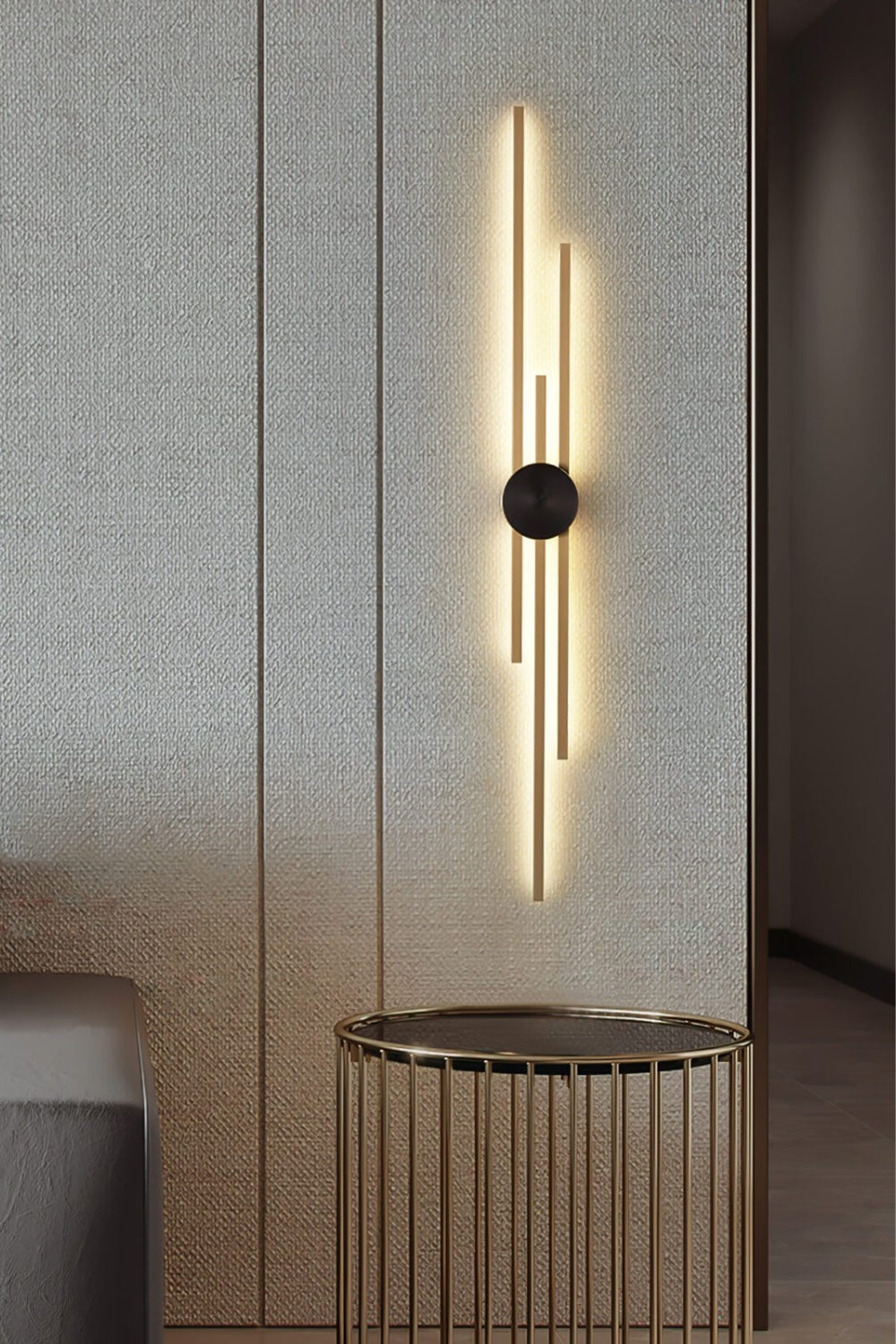 Pris Linear Wall Light