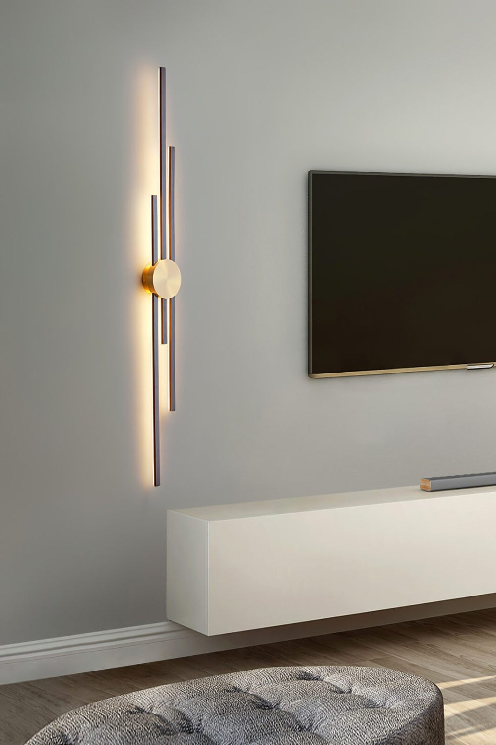 Pris Linear Wall Light