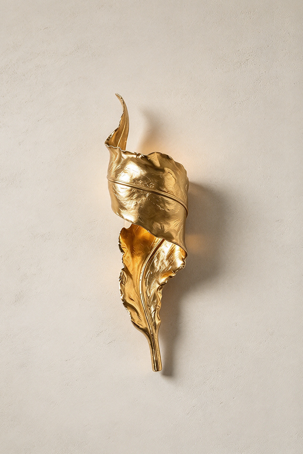Quintelle Brass Curled Leaf Wall Lamp