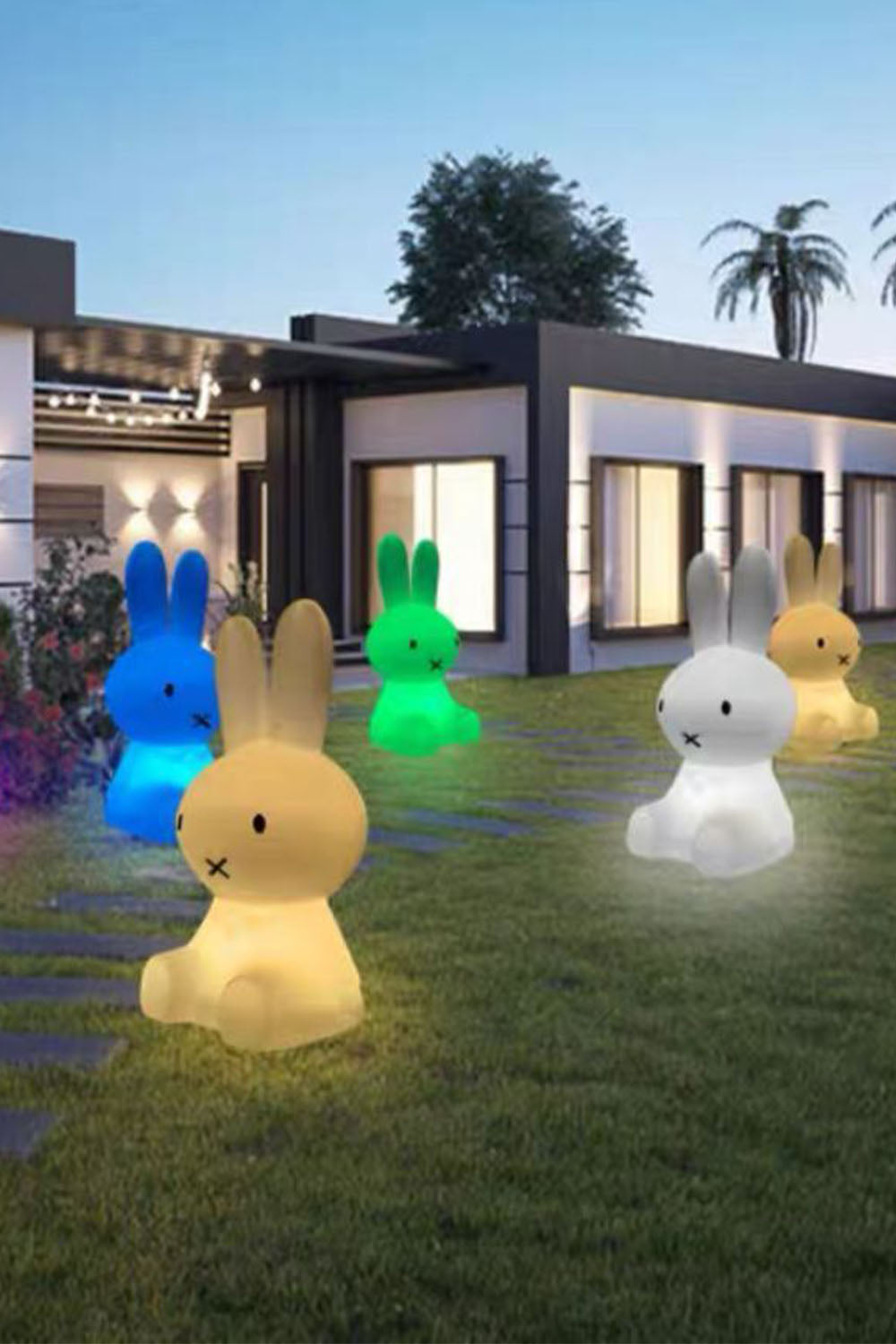 Rabbit PE Roto-molded Outdoor Floor Lamp