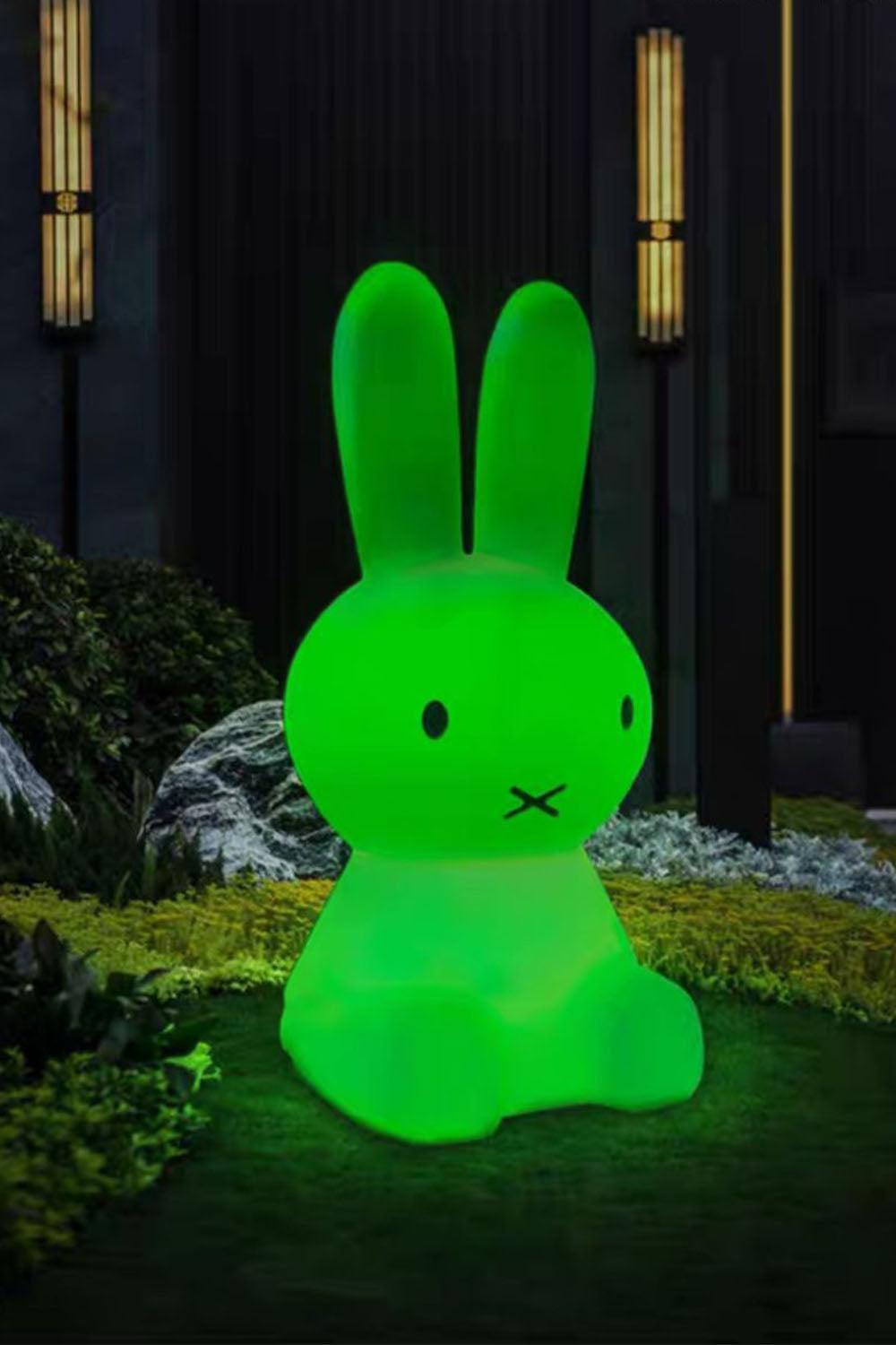 Rabbit PE Roto-molded Outdoor Floor Lamp