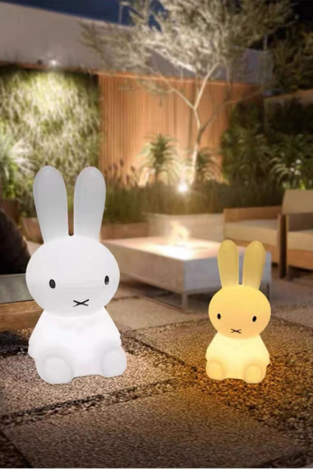 Rabbit PE Roto-molded Outdoor Floor Lamp