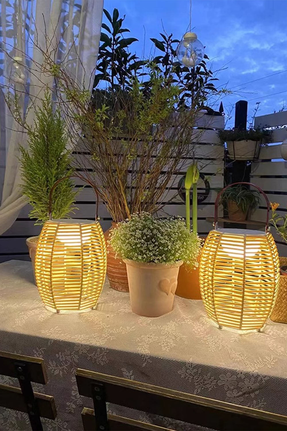 Rattan Lantern Rechargeable Solar Outdoor Table Lamp