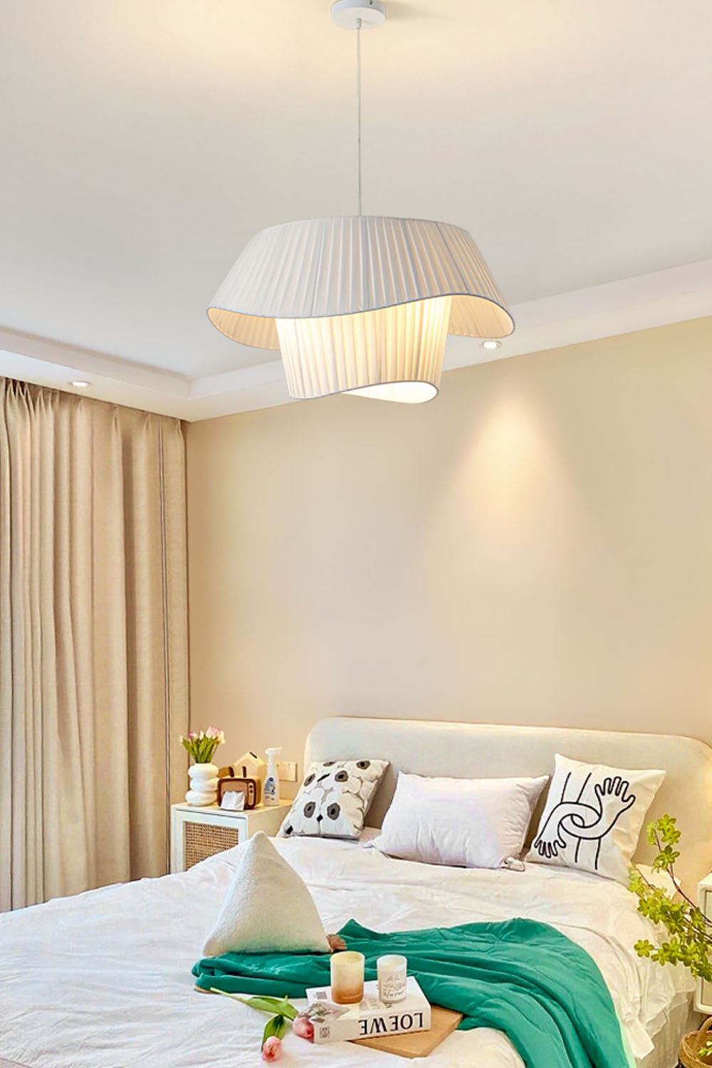 Renée Pendant Lamp