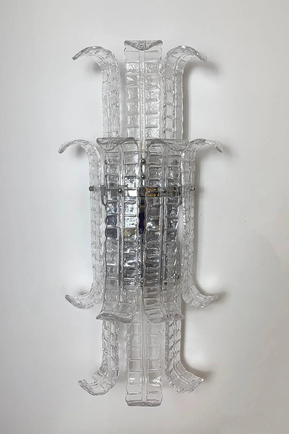 Ribbed Glass Ribbon Wall Light | detail | Samu Lamp