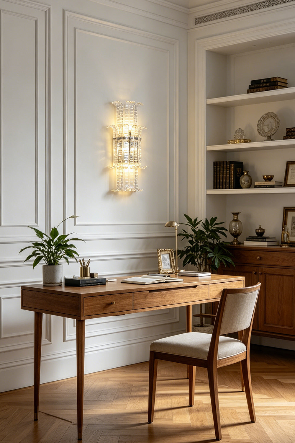 Ribbed Glass Ribbon Wall Light for Den/Study | Samu Lamp