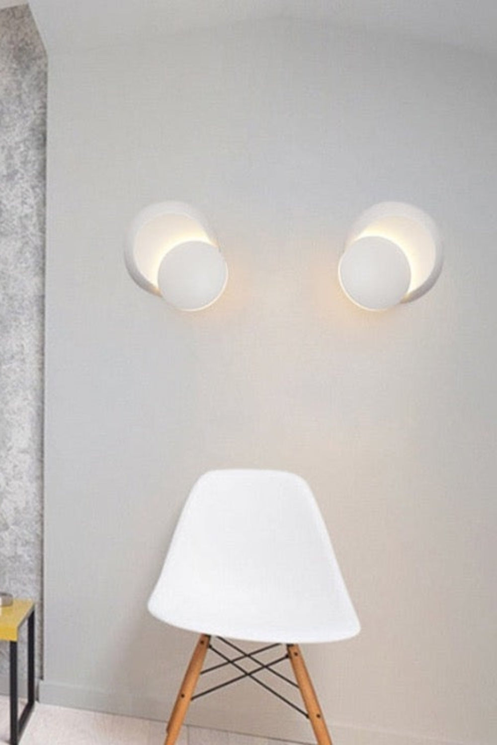 Rotating Round Wall Light