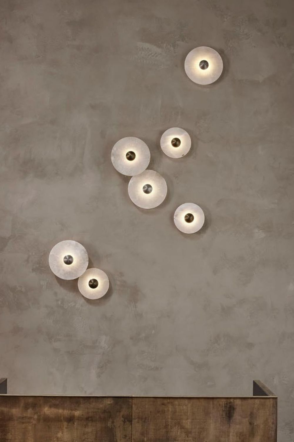 Round Alabaster Wall Lamp - SamuLighting