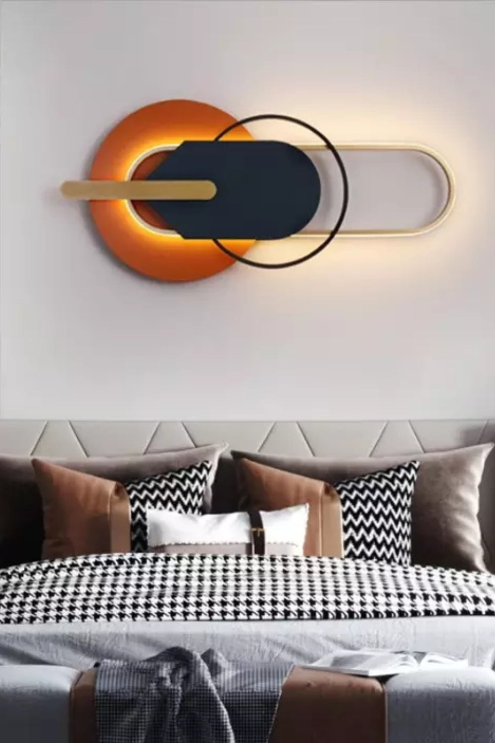 Round and Oval Wall Lights