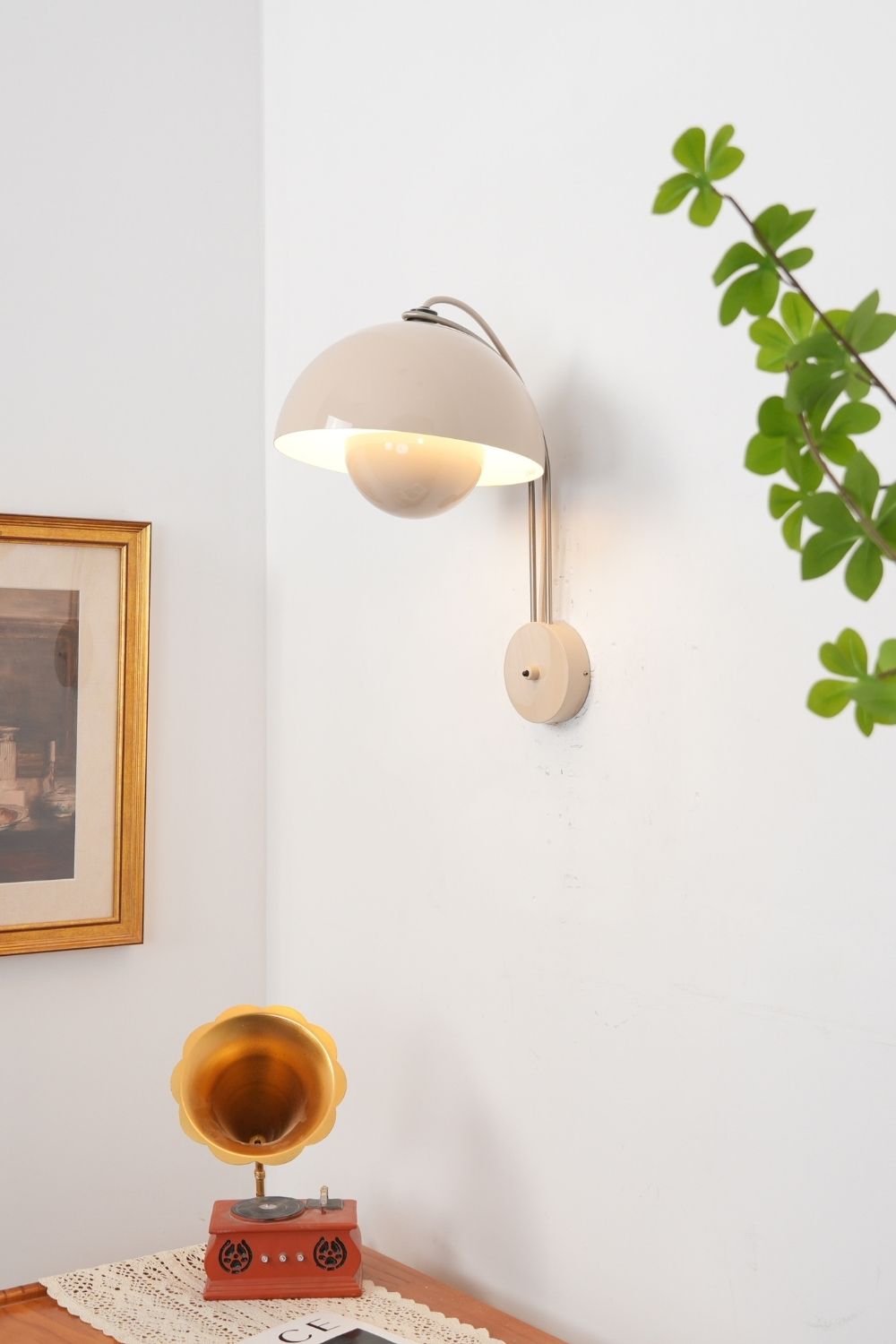 Semi-Circle Wall lamp