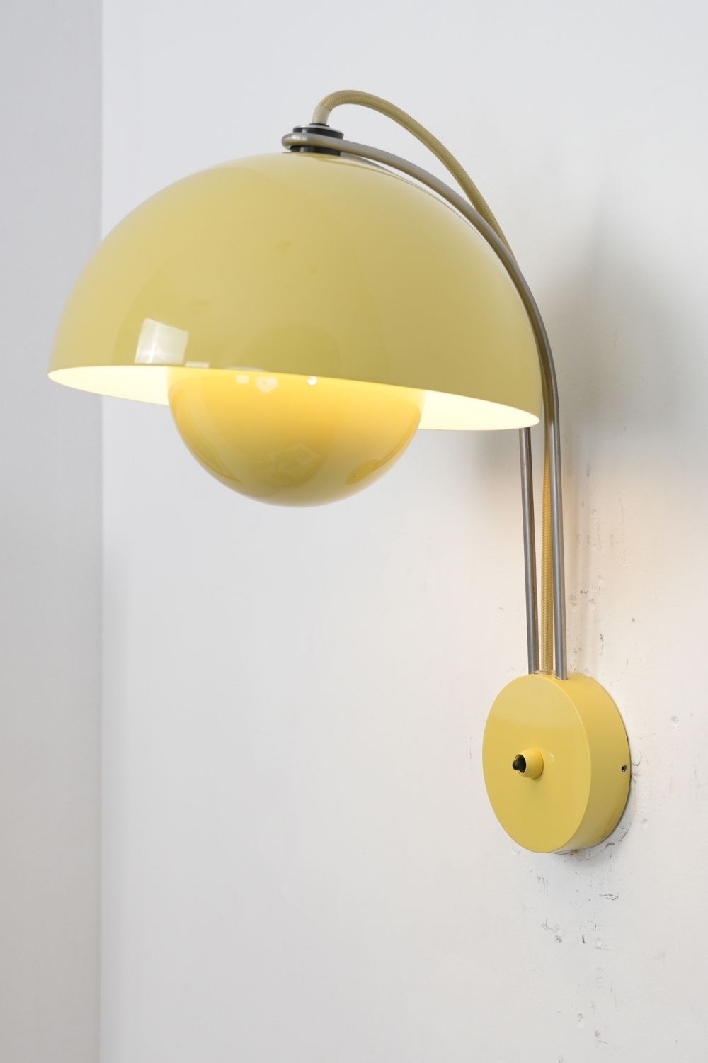 Semi-Circle Wall lamp