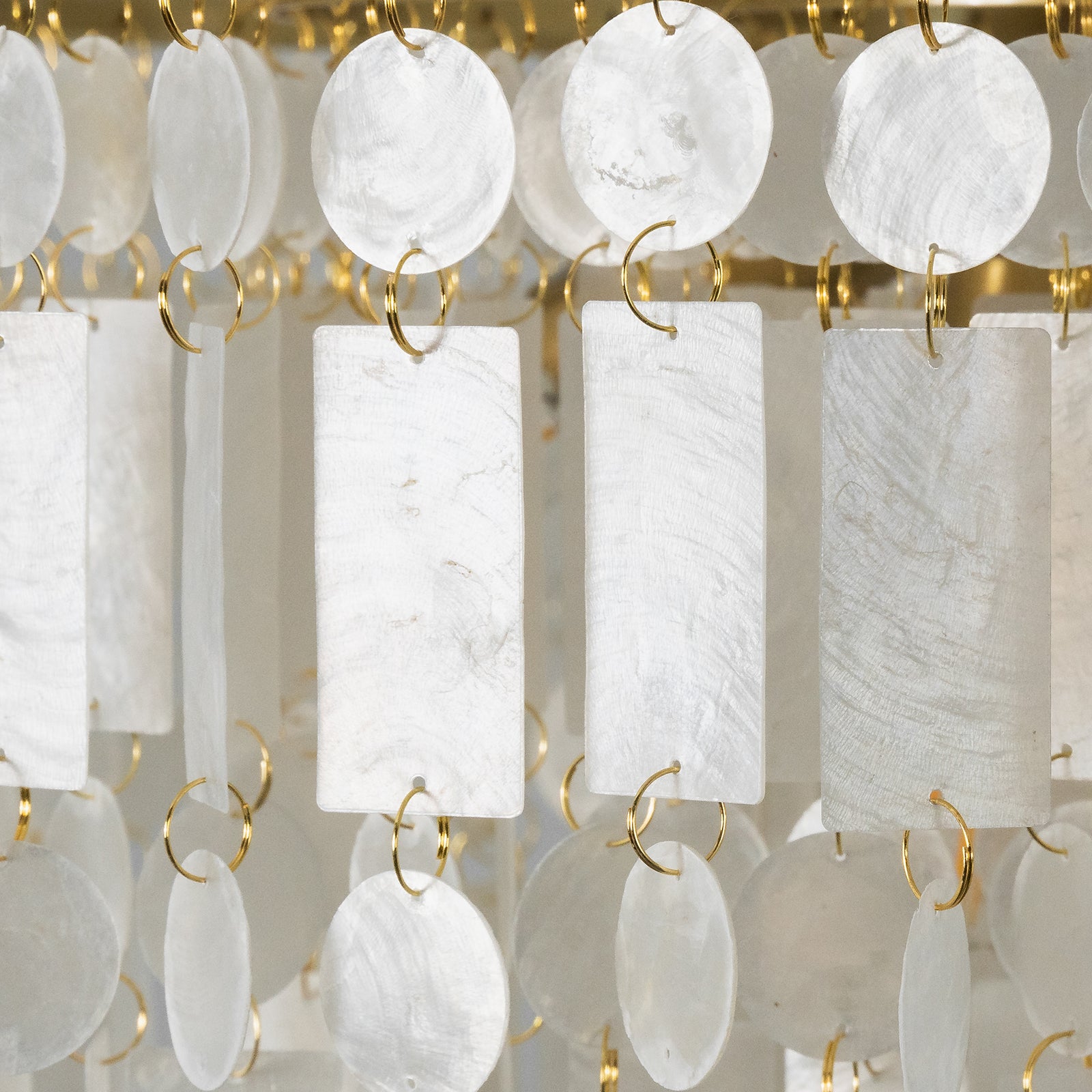 Alternating Geometric Capiz Discs