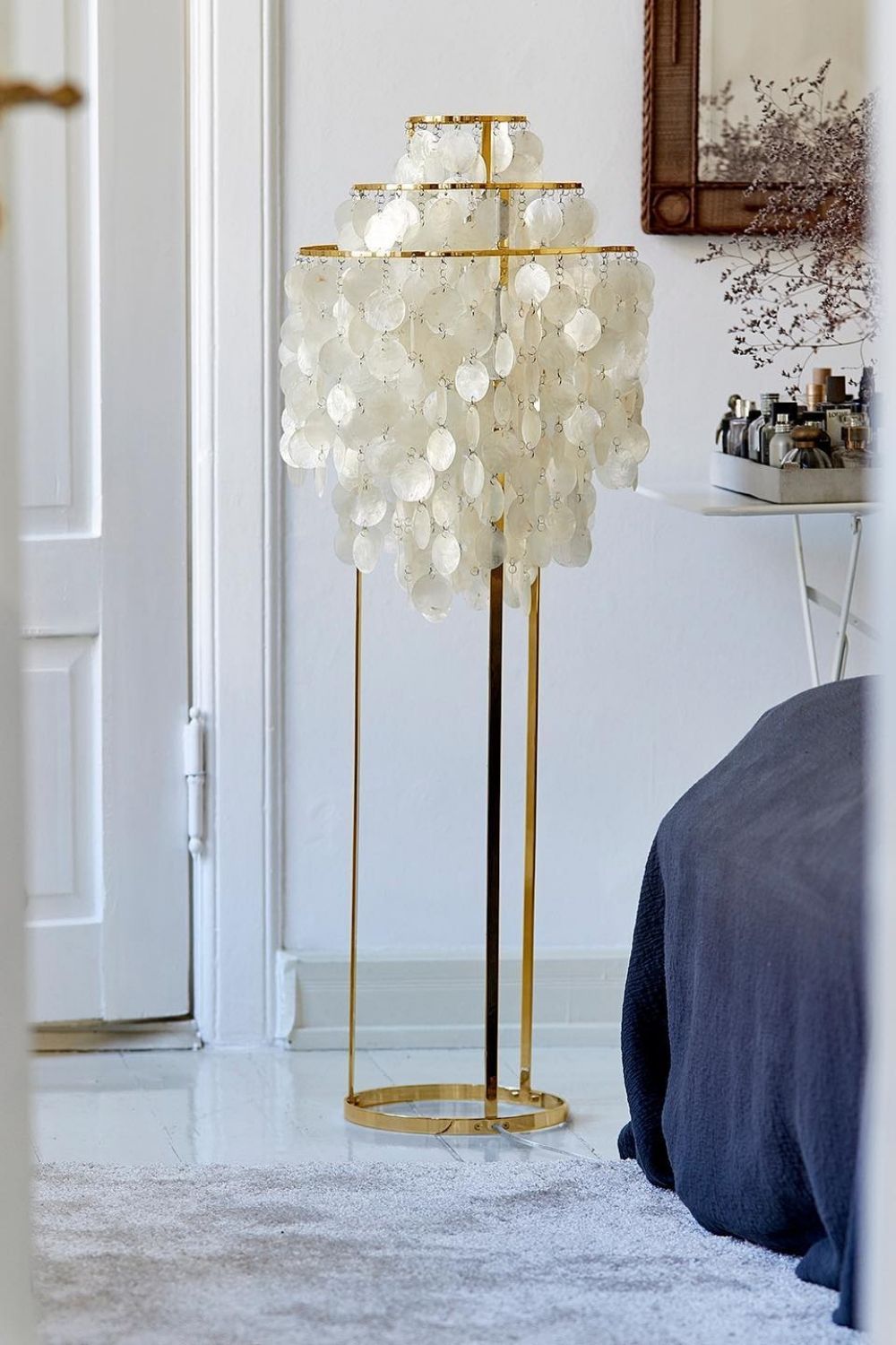 Vintage Shell Floor Lamp