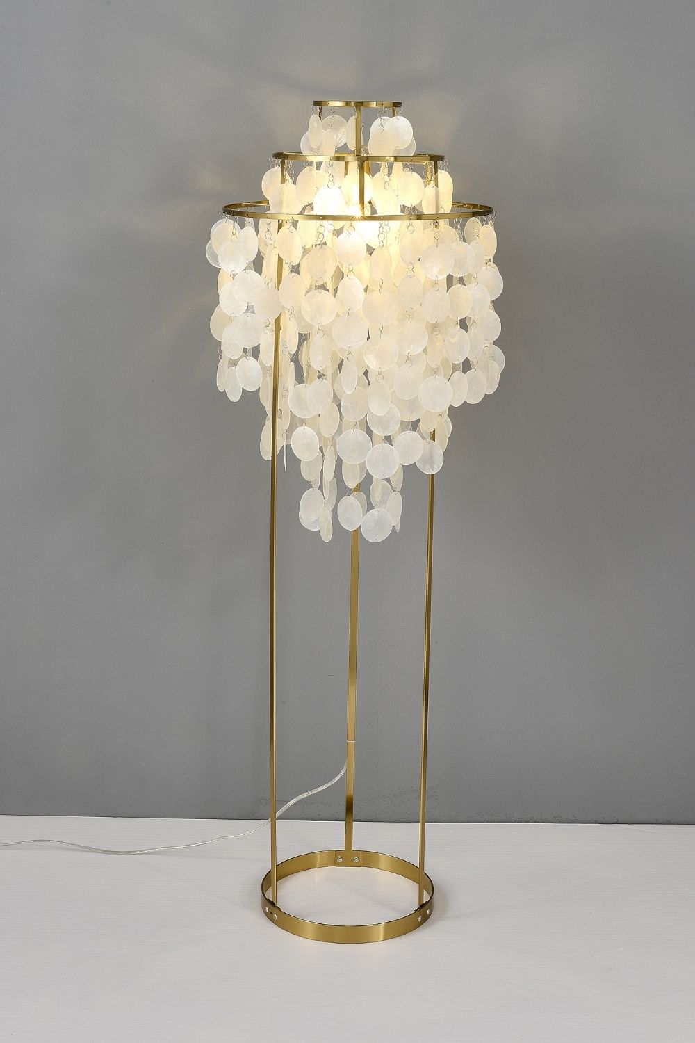 Vintage Shell Floor Lamp