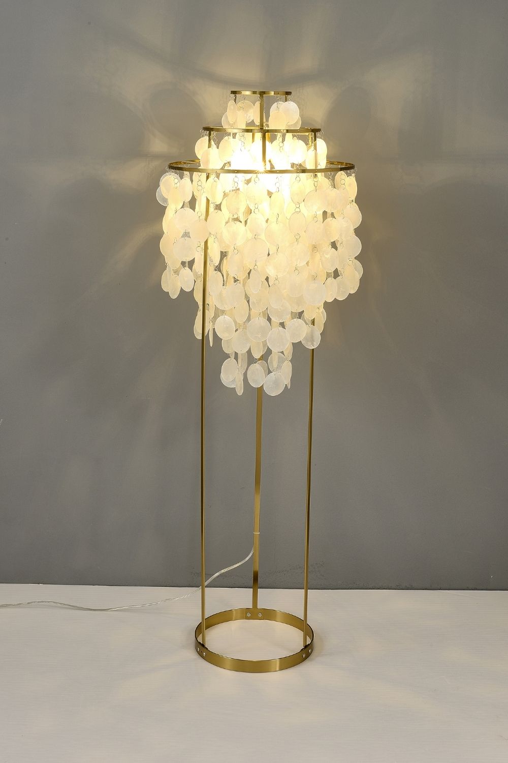 Vintage Shell Floor Lamp