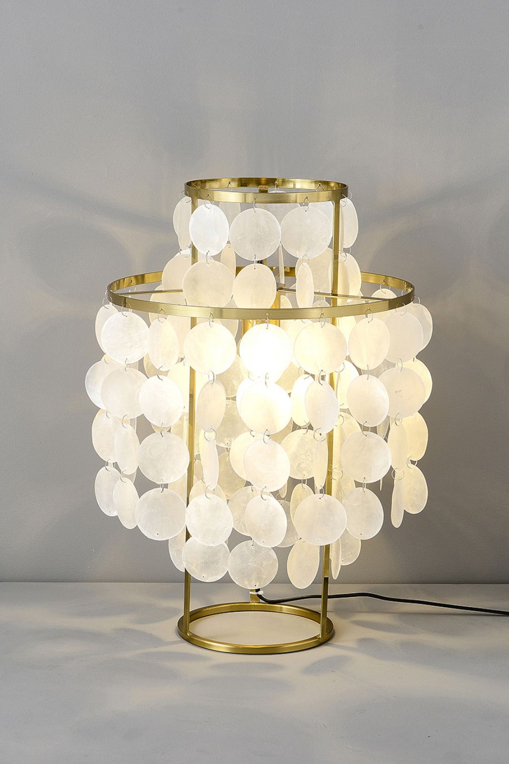 FUN 2 Shell Table Lamp